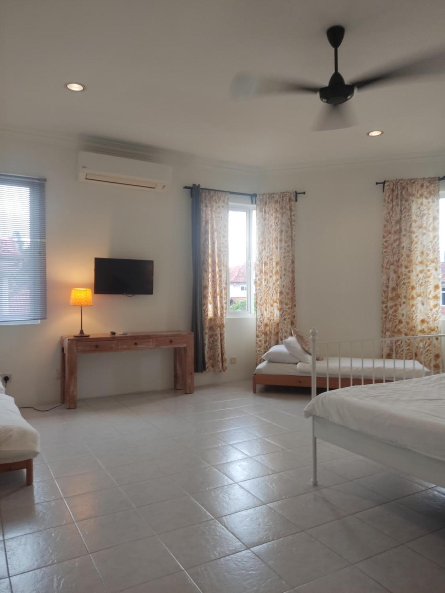 Rumah Putih Near Klia Sepang Zewnętrze zdjęcie