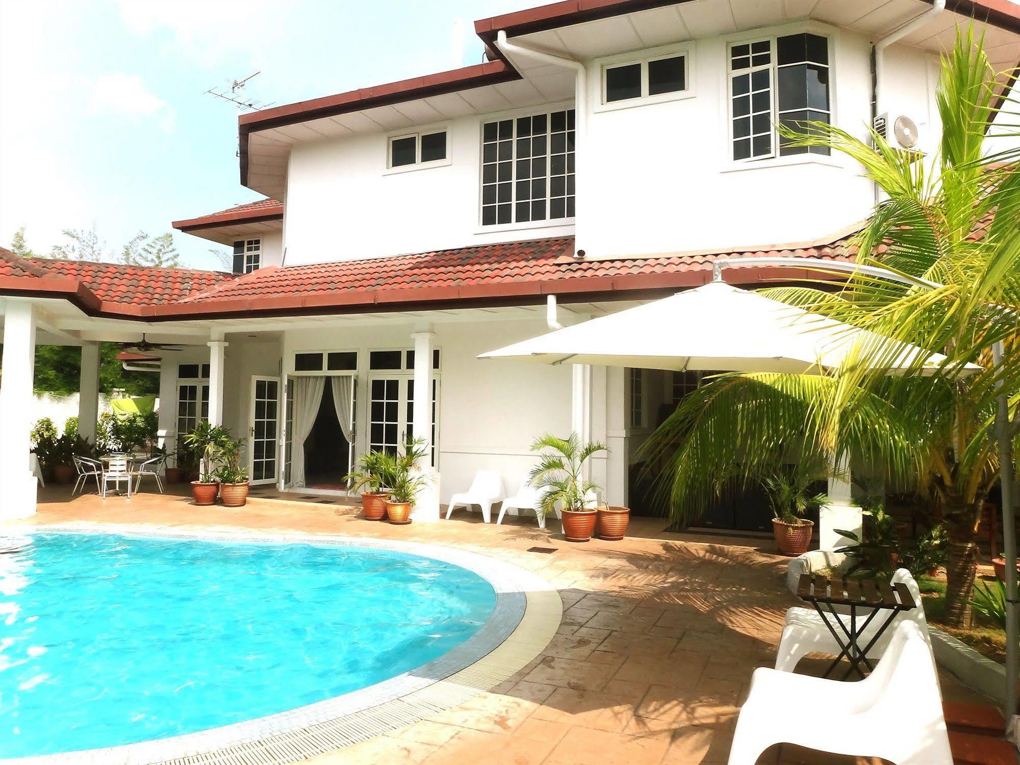 Rumah Putih Near Klia Sepang Zewnętrze zdjęcie